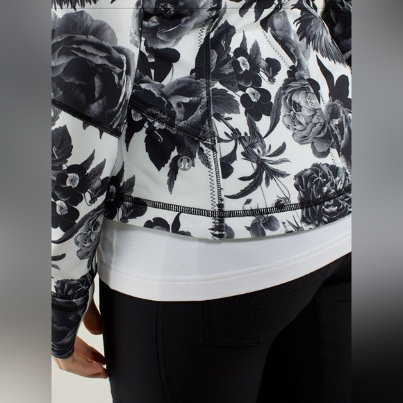 Lululemon Forme Align Jacket II Brisk Bloom Black White | Size 4 | Perfect Cond - Picture 7 of 14